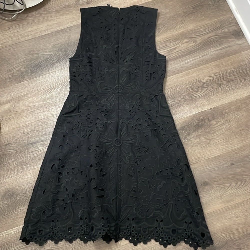 Theory Eyelet Linen Cotton Dress Little Black Summer Dress Size 6 Embroidered - Picture 14 of 14